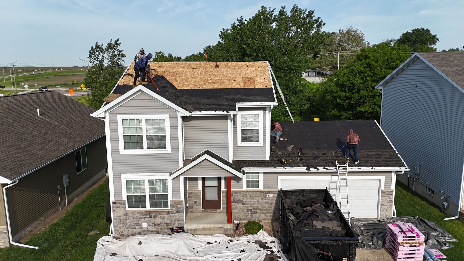 Gallery photos for Full Roof Replacement and Siding Repair in Cedar Falls: Image #4