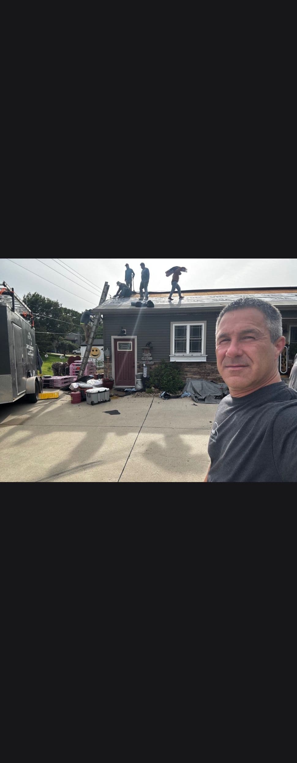 Gallery photos for Full Reroof and Gutter Job Completed in Waterloo: Image #1