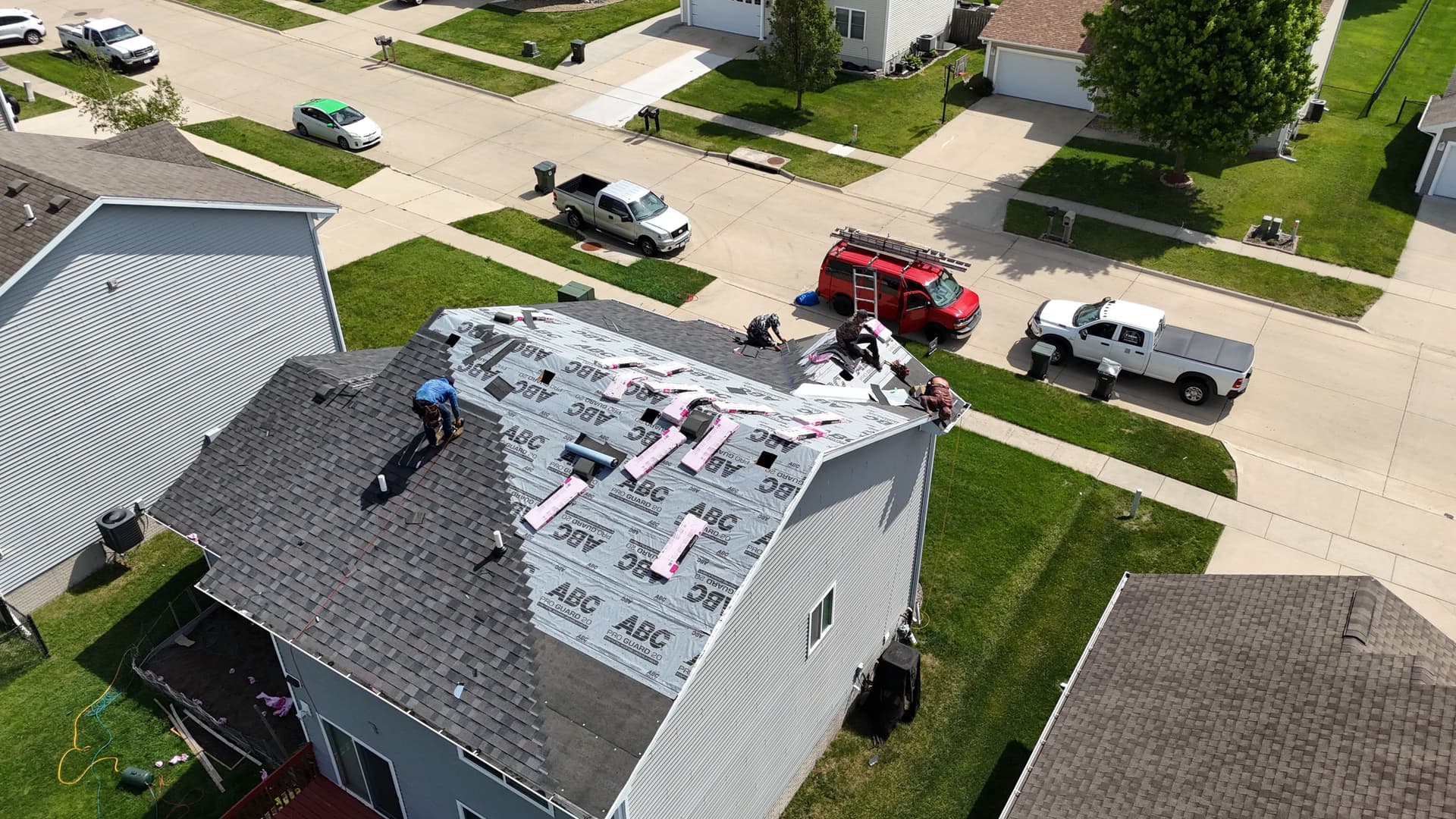 Gallery photos for Full Roof Replacement and Siding Repair in Cedar Falls: Image #2