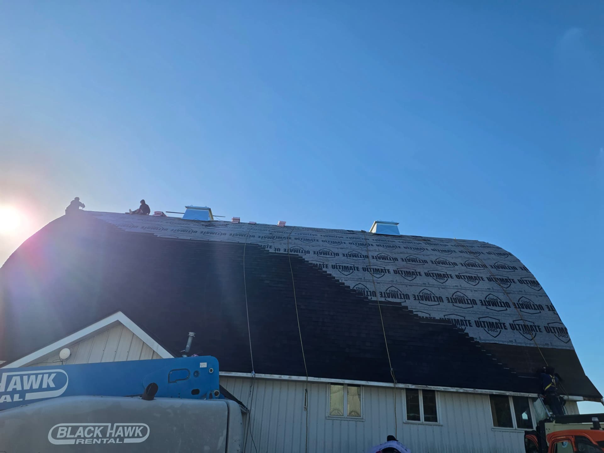 Gallery photos for Full Barn and Home Roof Installation at Barn Happy: Image #4